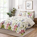 Ycosy Floral Bedspread Set Reversible Countryside Coverlets Lightweight Blue Purple Cornflowers Quilt Green Leaves Bed Covers for All Season -1 Quilt +2 Pillow Shams King Size (96″x108″)